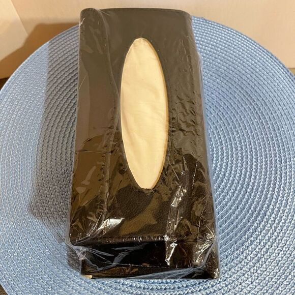 Car visor tissue, mask holder Black set of 2 NWT - Picture 3 of 9